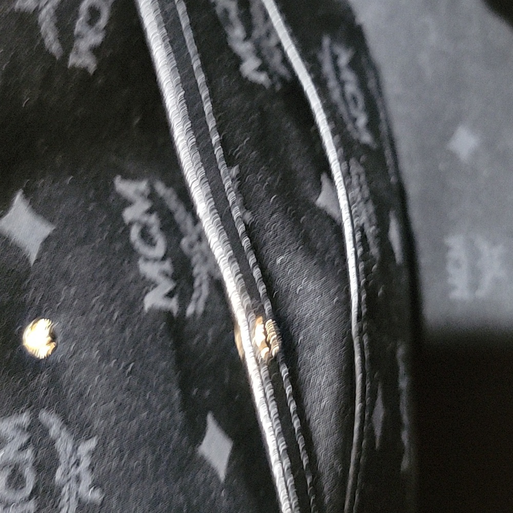 MCM EUC LEATHER HANDBAG TOTE BAG - Picture 10 of 10
